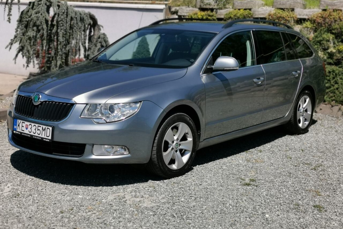 Škoda Superb Combi